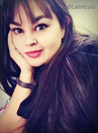 Date this cute Guatemala girl Ana sofia from Guatemala City GT104