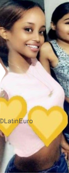 Date this young Dominican Republic girl Smerlyn from Bonao DO34938