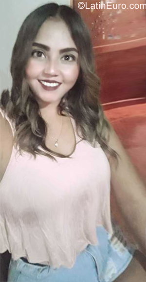 Date this exotic Colombia girl Keylie from Medellin CO25449