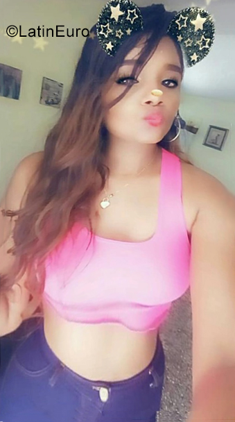 Date this young Dominican Republic girl Vanessa from Santo Domingo DO34963