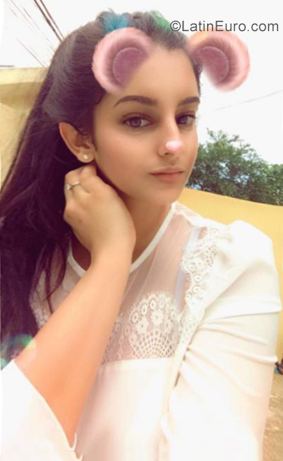 Date this young Dominican Republic girl Paola from Santo Domingo DO34967
