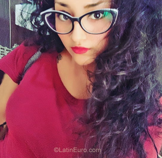 Date this georgeous Peru girl Silvana from Peru PE1397
