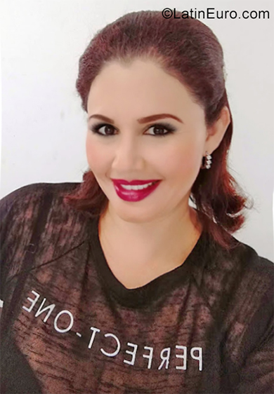 Date this fun Colombia girl Lizeth from Barranquilla CO25686
