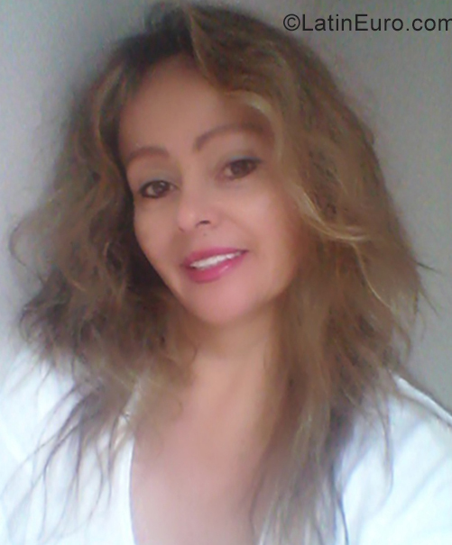 Date this cute Colombia girl Roucky from Bogota CO28036