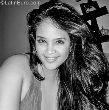 Date this good-looking Colombia girl Laura from Maicao CO25729