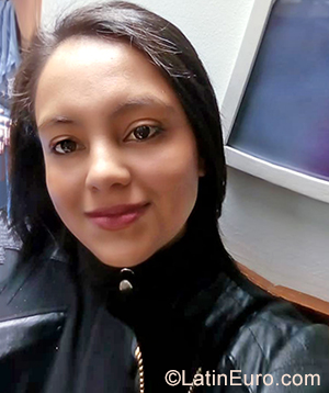 Date this cute Colombia girl Anguely from Bogota CO25740