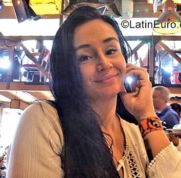 Date this cute Colombia girl Lina from Bogota CO25838
