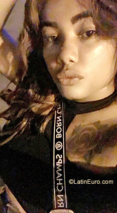 Date this nice looking Dominican Republic girl Sukie from Santiago DO35589
