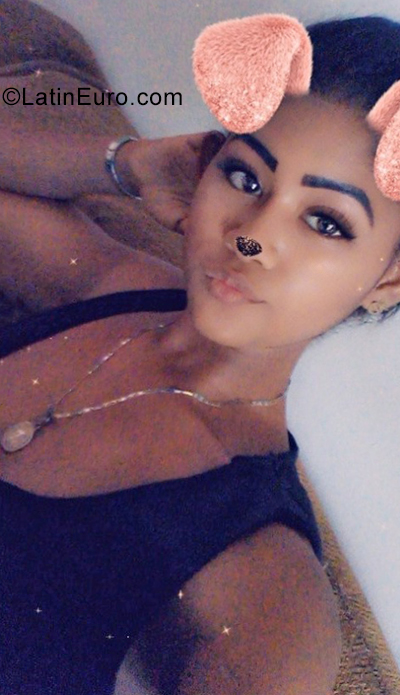 Date this exotic Venezuela girl Diana from Cumana VE2674