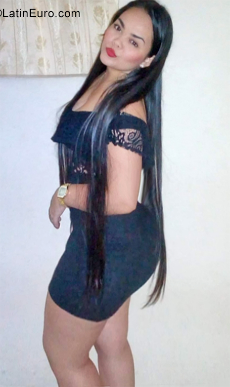 Date this cute Colombia girl Lina from Villavicencio CO25854