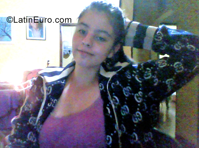 Date this fun Paraguay girl Brisa from Ca r apegua PY24
