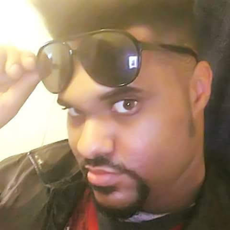 Date this voluptuous United States man Chillzlom from Bronx US20212