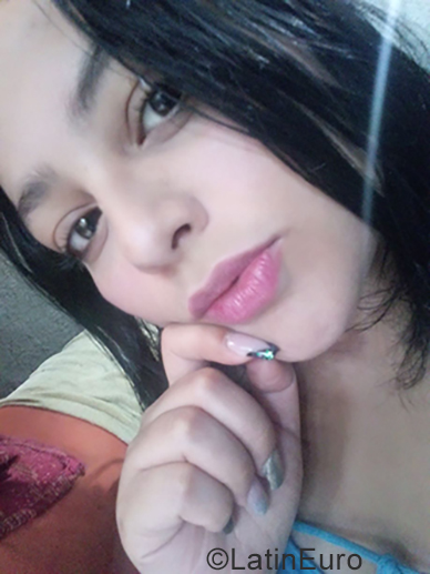 Date this hard body Colombia girl Jen from Medellin CO25895