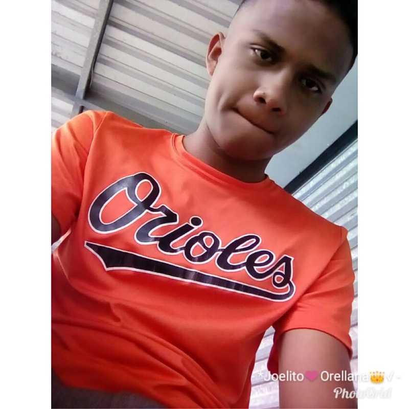 Date this hot Honduras man Joel from Tocoa HN2694