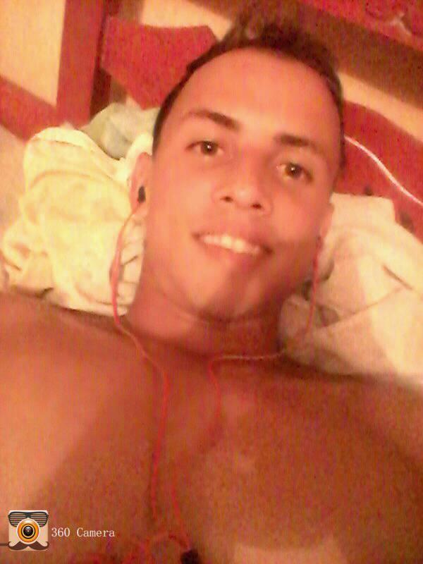 Date this young Ecuador man Dani from Quito EC363