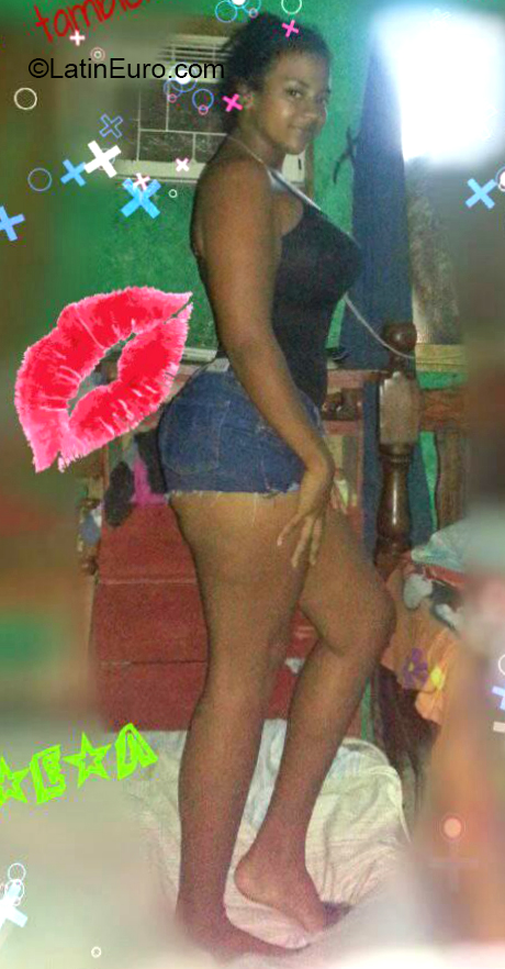 Date this fun Venezuela girl Mary from Caracas VE2670