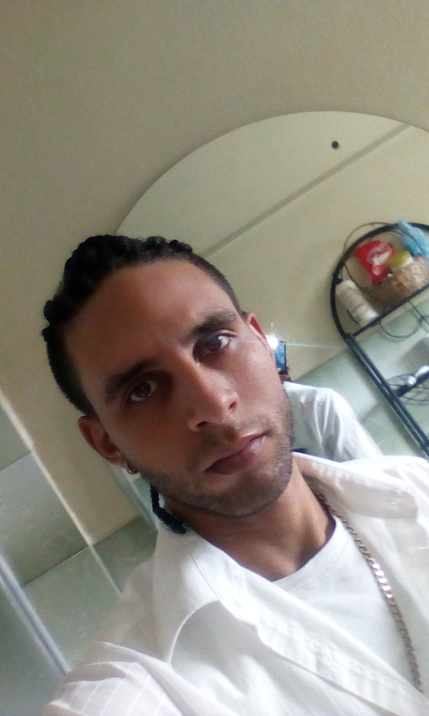 Date this nice looking Dominican Republic man Estarlyn from Santo Domingo DO35884