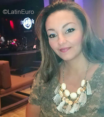 Date this georgeous Colombia girl Yesica from Medellín CO25994