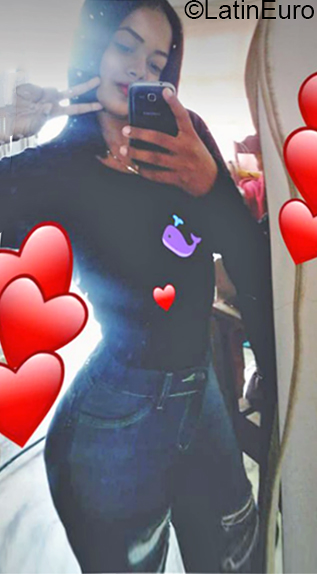 Date this young Venezuela girl Ale from San Felipe VE2682
