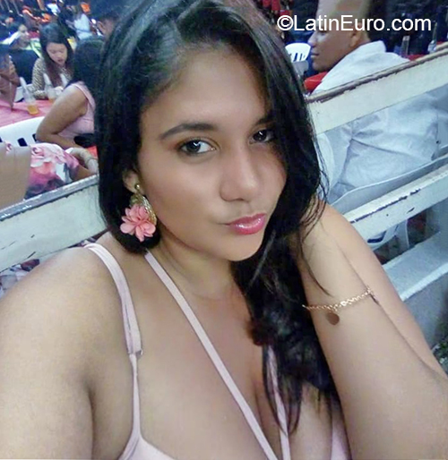 Date this good-looking Colombia girl Mariana from Valledupar CO26090