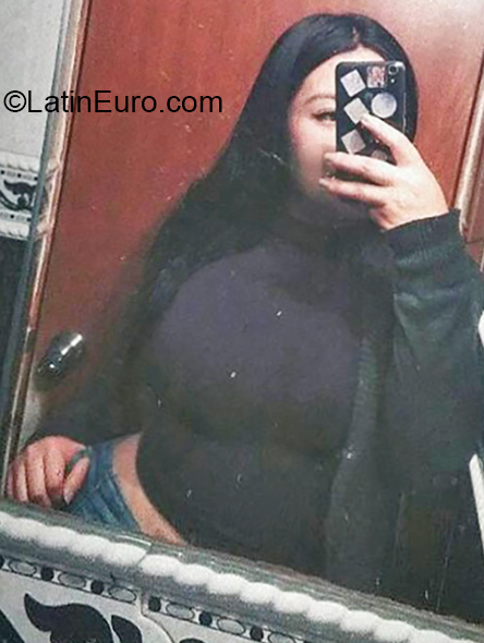 Date this young Venezuela girl Sofia from Chacao VE2736