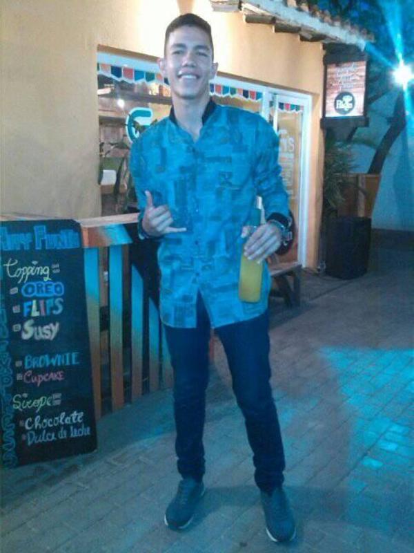 Date this good-looking Venezuela man Alexander from Barcelona VE2741