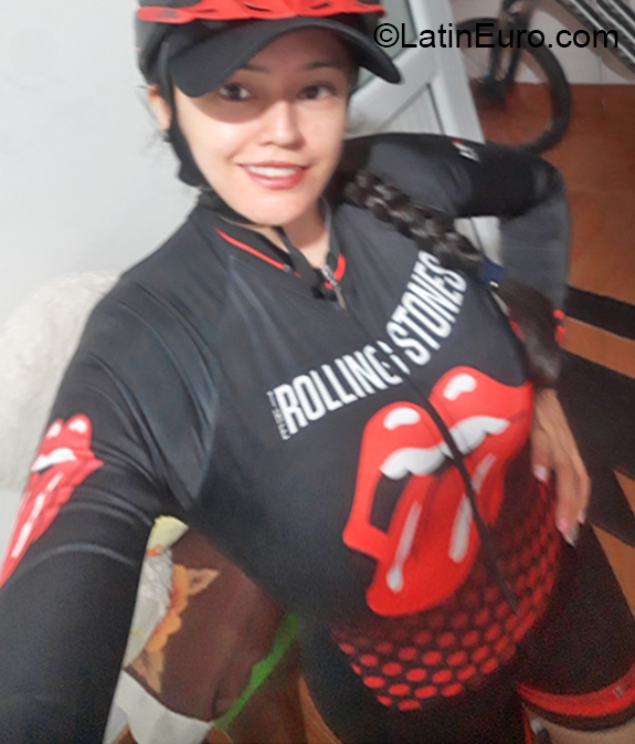 Date this fun Colombia girl Sandra from Yopal CO26160