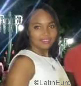 Date this young Dominican Republic girl Alejandra from San pedro de macoris DO36290