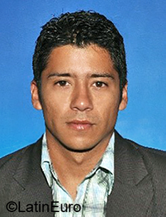 Date this beautiful Colombia man Yony from Envigado CO26216