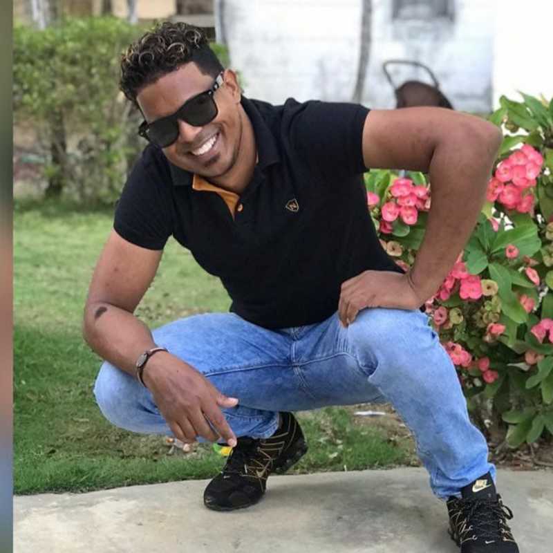 Date this foxy Dominican Republic man Robert from Valverde DO36490