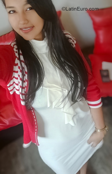 Date this stunning Venezuela girl Marielys from Caracas VE2773