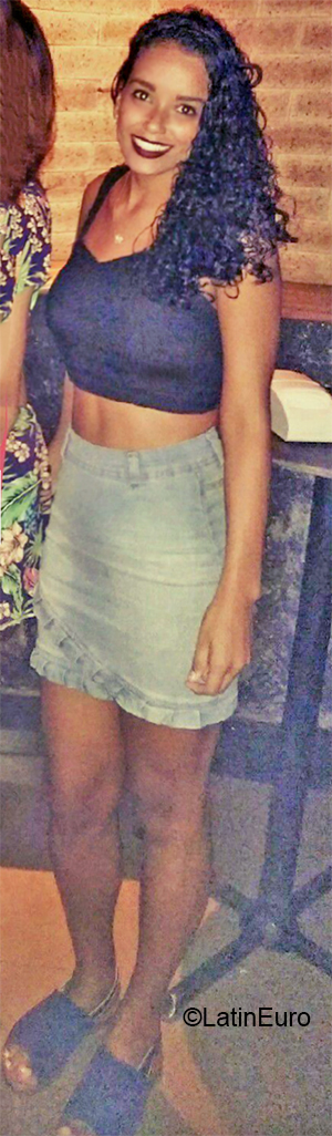 Date this fun Brazil girl Debora from Vitoria BR10957