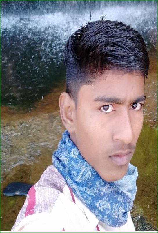 Date this attractive India man Badhiya from Bk (palanpur) IN371