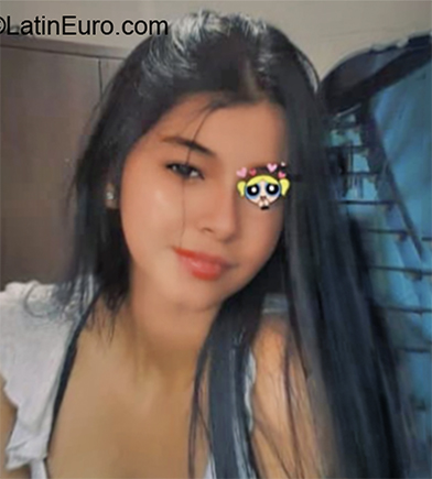 Date this athletic Colombia girl Juliana from Medellin CO26311