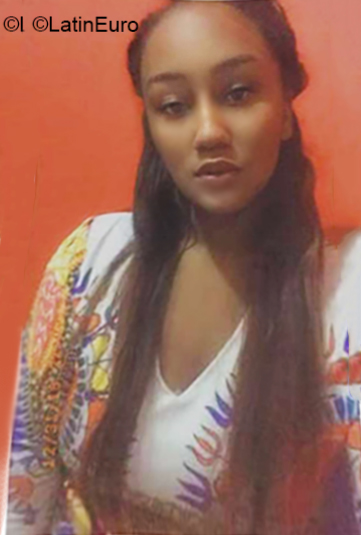 Date this tall Dominican Republic girl Noemy from Santo Domingo DO36713