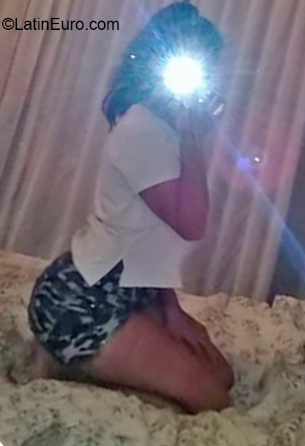 Date this exotic Argentina girl Catalina from Buenos Aires AR270