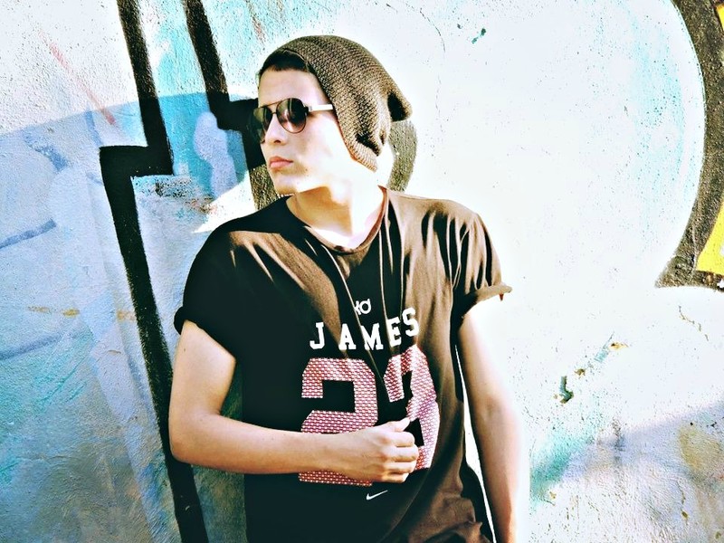 Date this beautiful Venezuela man Raphael from Barquisimeto VE2825