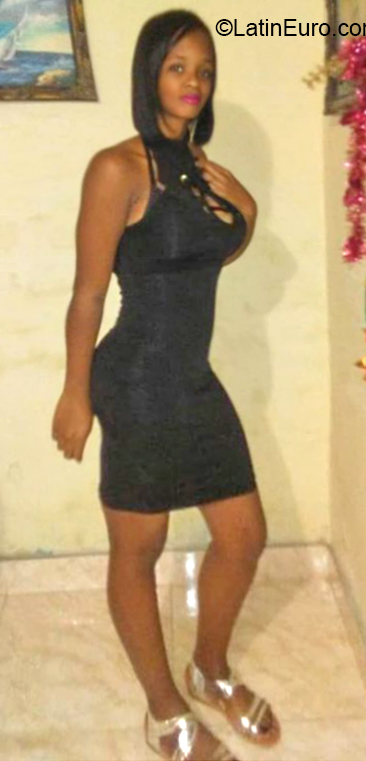 Date this young Dominican Republic girl Yuleisi from Santo Domingo DO36802