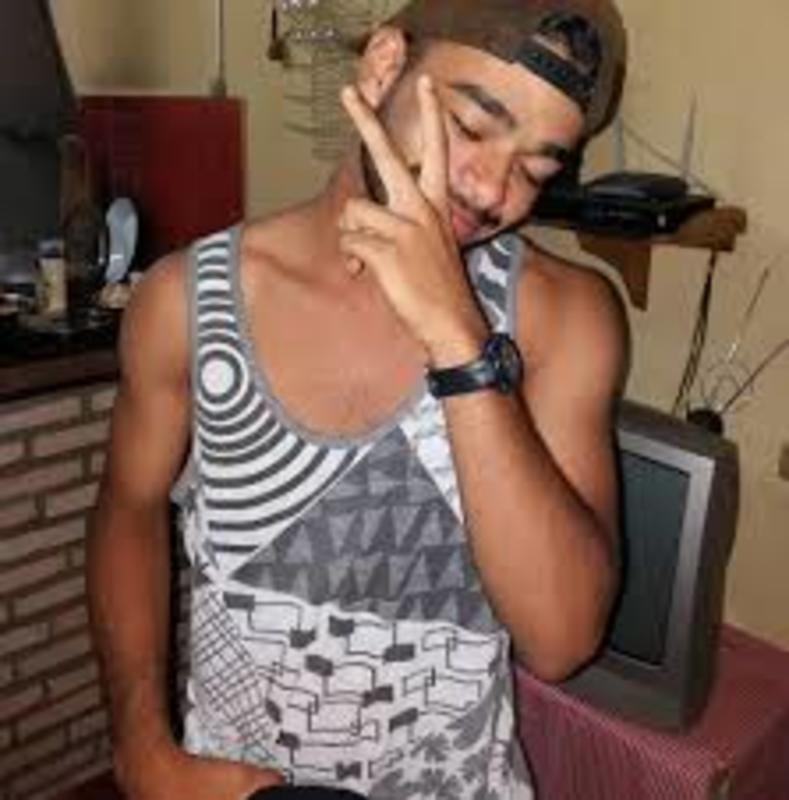 Date this georgeous Colombia man Rick Hopkings from Na East CO26416