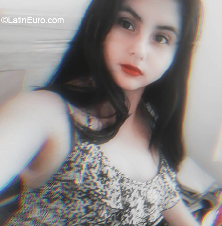 Date this stunning Peru girl Gramanesa from Lima PE1470