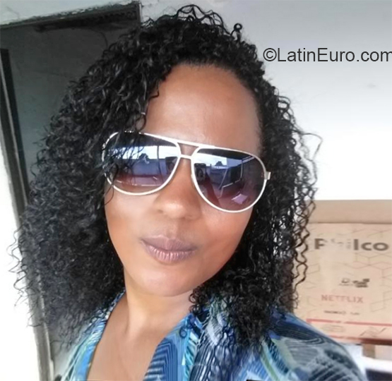 Date this georgeous Brazil girl Izaudethe from Serra BR11000