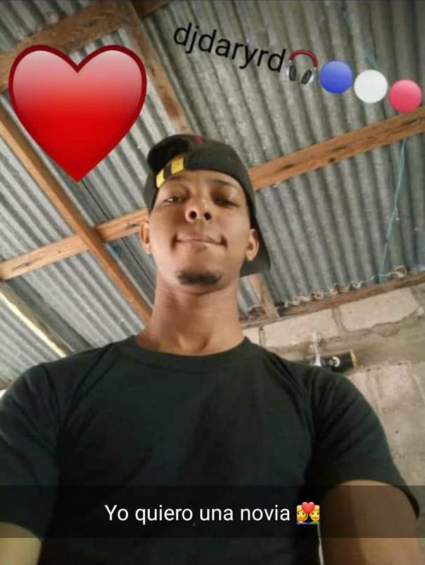 Date this beautiful Dominican Republic man Dary from Santiago DO36933
