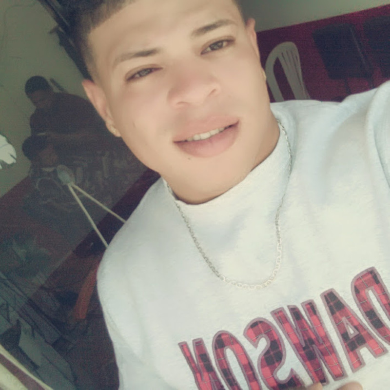 Date this cute United States man Hanssel from Doral US20553