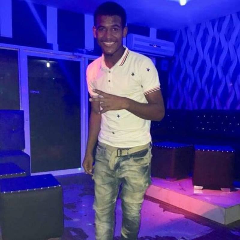 Date this pretty Dominican Republic man Yoharis from Santodomigo DO36988