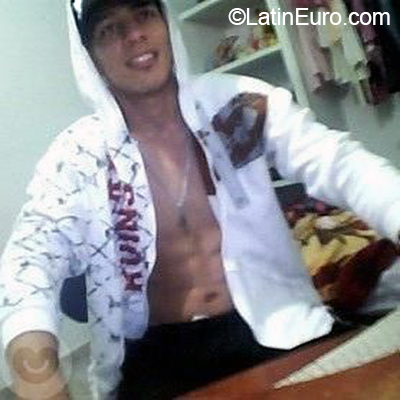 Date this charming Venezuela man Jose Alejandro from Caracas VE2899