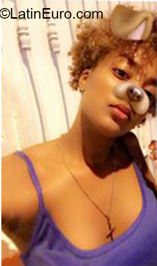 Date this athletic Dominican Republic girl Ana Luisa from Santo Domingo DO37014