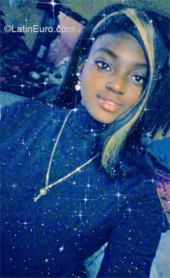 Date this exotic Dominican Republic girl Yohanna from Barahona DO37072