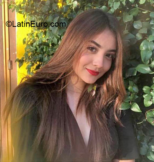 Date this foxy Honduras girl Agatha from Tegucigalpa HN2756