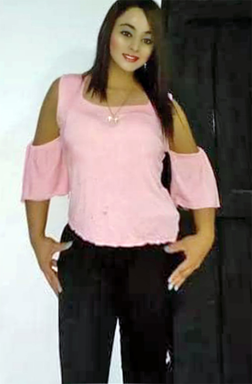 Date this delightful Colombia girl Andrea from Medellin CO26642