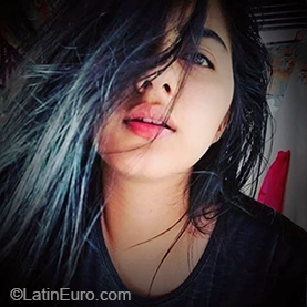 Date this tall Ecuador girl Gabi from Portoviejo EC426